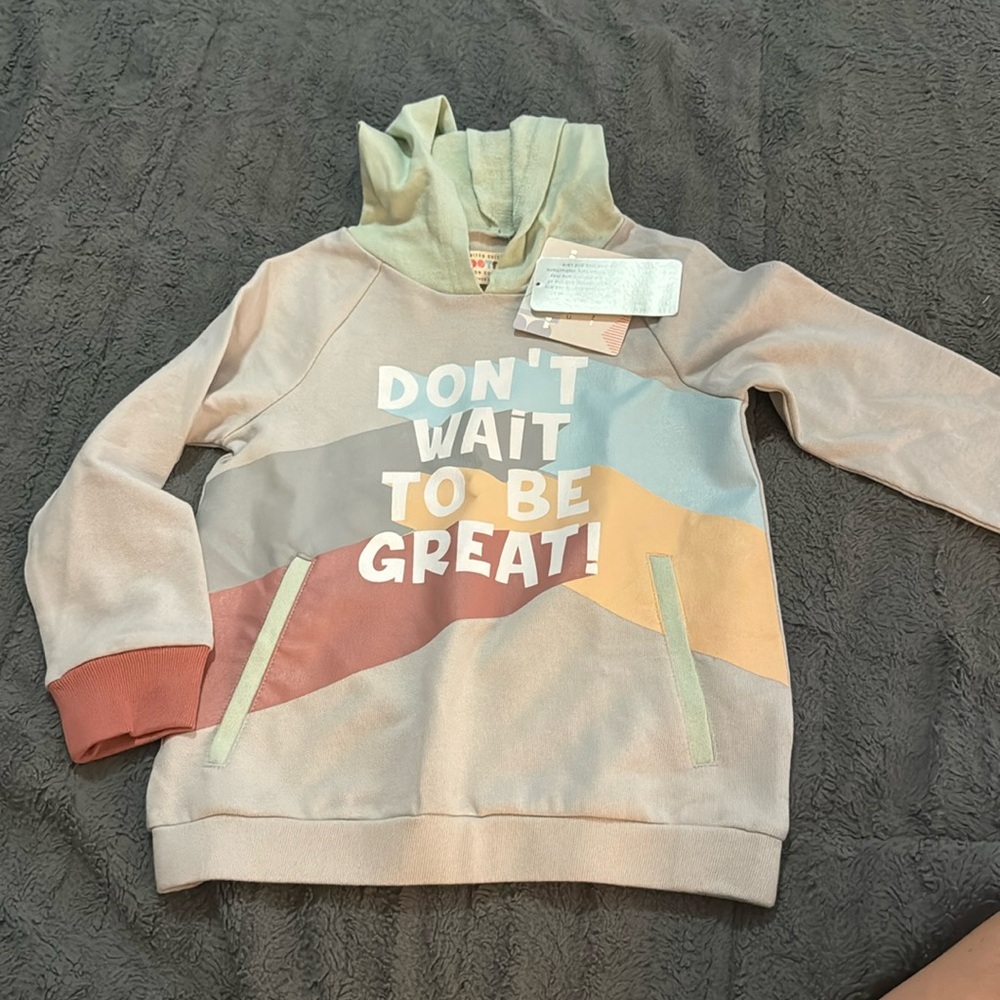 NWT dot dot smile sweatshirt